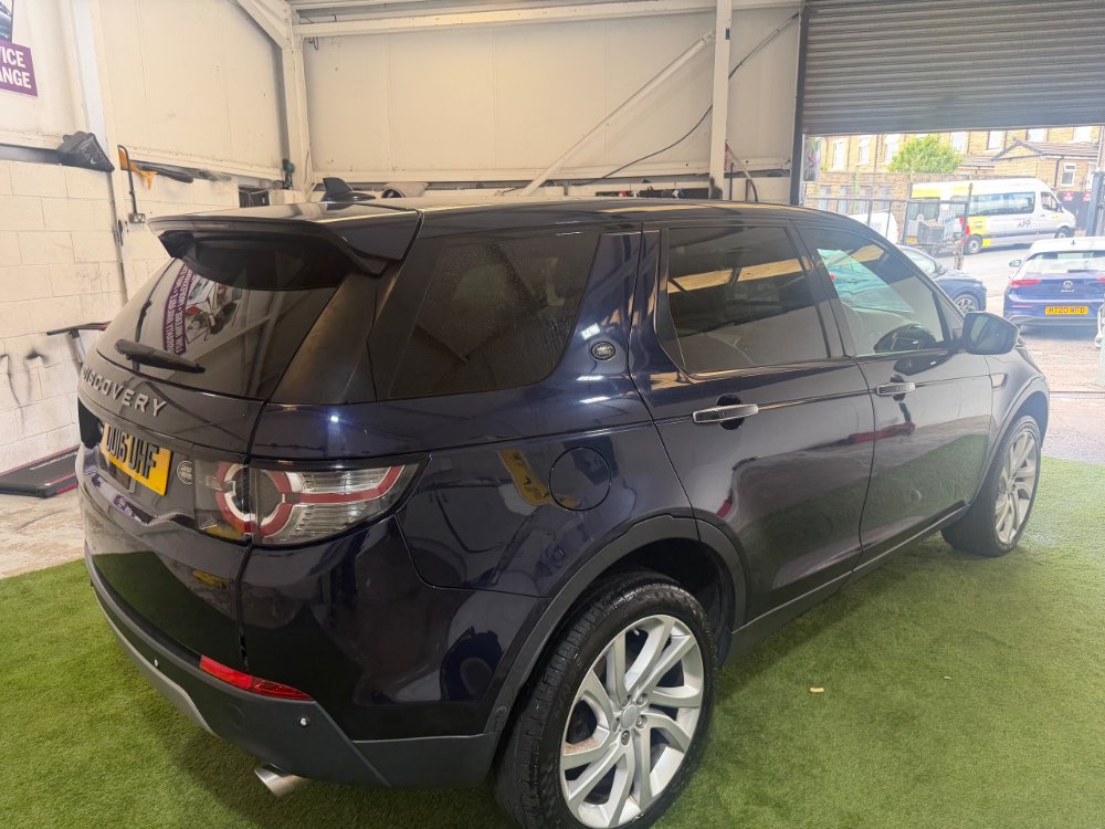 Grey 2020 Land Rover Range Rover Velar 2.0 D240 R-Dynamic HSE SUV 5dr Diesel Auto 4WD Euro 6 s/s 240 ps in Dewsbury