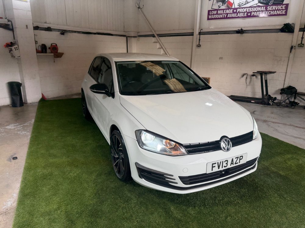 2013 Volkswagen Golf 1.6 TDI BlueMotion Tech SE Hatchback 5dr Diesel DSG Euro 5 s/s 105 ps