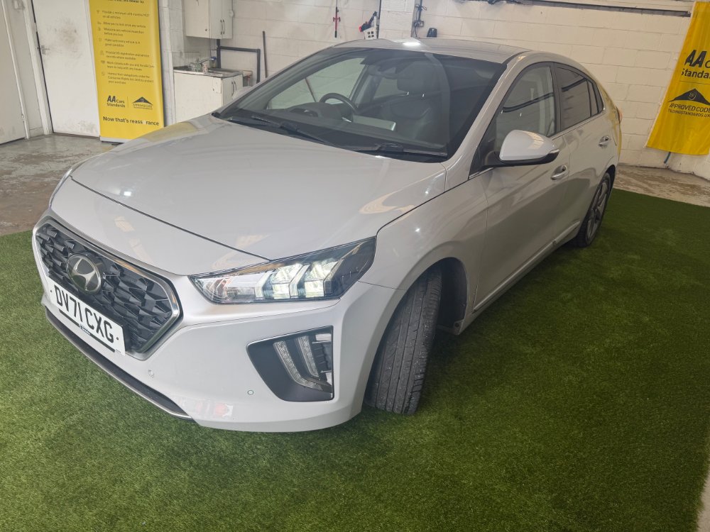 Grey Hyundai Ioniq 1.6 h-GDi Premium SE Hatchback 5dr Petrol Hybrid DCT Euro 6 s/s 141 ps