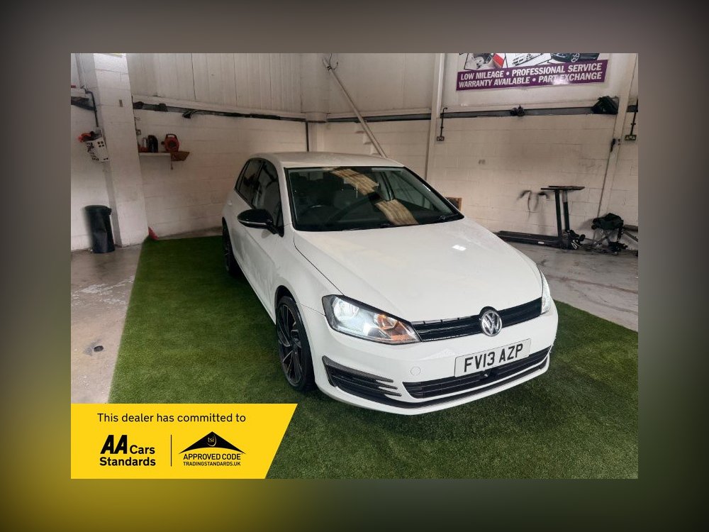 2013 Volkswagen Golf Hatchback 1.6 TDI BlueMotion Tech SE Hatchback 5dr Diesel DSG Euro 5 s/s 105 ps