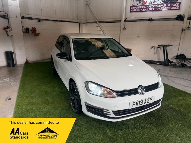 2013 Volkswagen Golf Hatchback 1.6 TDI BlueMotion Tech SE Hatchback 5dr Diesel DSG Euro 5 s/s 105 ps