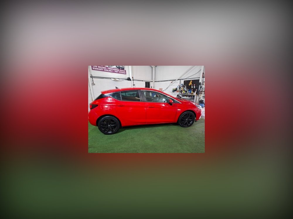 Red 2017 Vauxhall Astra 1.4i Tech Line Hatchback 5dr Petrol Manual Euro 6 100 ps in Wan Autos Ltd
