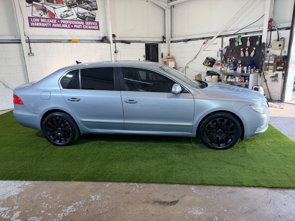 Blue 2012 Skoda Superb 2.0 TDI Elegance Hatchback 5dr Diesel DSG 4WD Euro 5 140 ps in Wan Autos Ltd