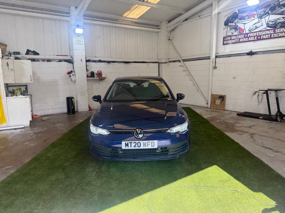 Blue 2020 Volkswagen Golf 1.5 TSI Life Hatchback 5dr Petrol Manual Euro 6 s/s 130 ps in Dewsbury