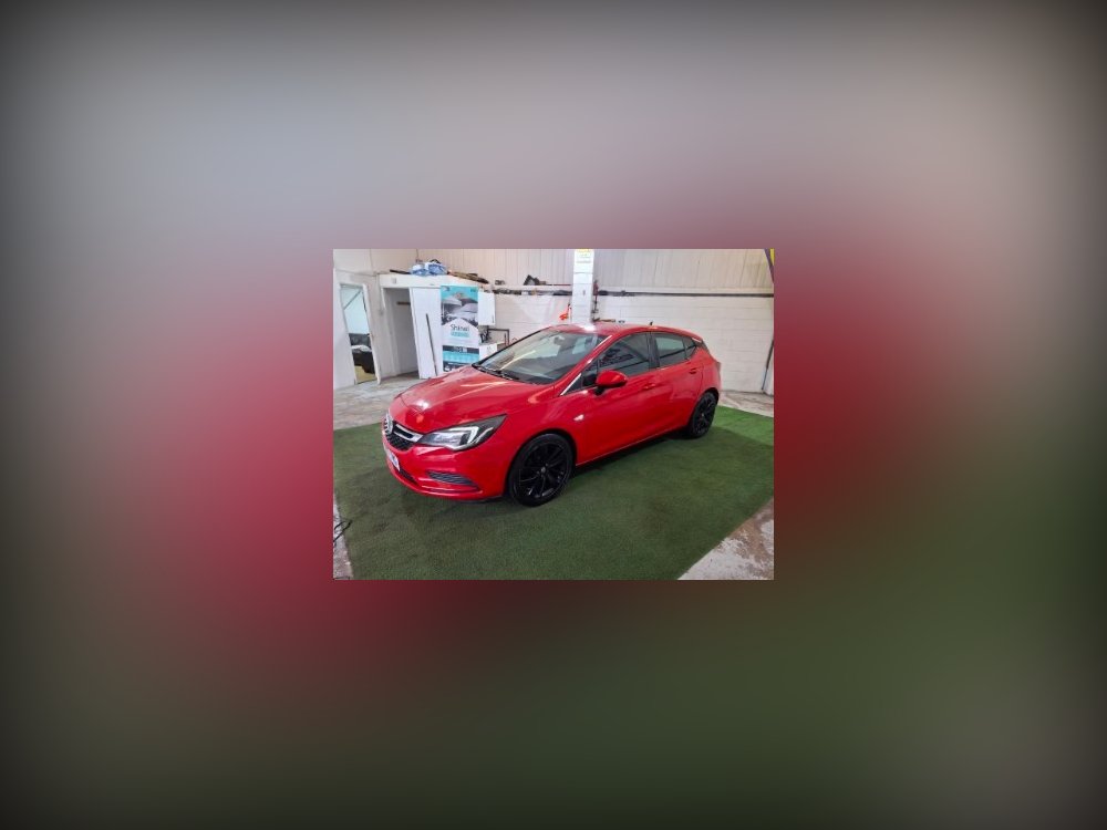 Red Vauxhall Astra 1.4i Tech Line Hatchback 5dr Petrol Manual Euro 6 100 ps