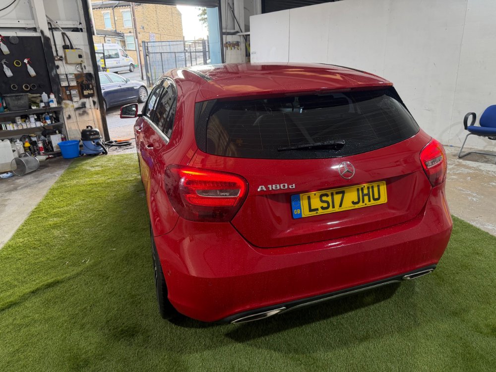Red 2017 Mercedes-Benz A Class 1.5 A180d Sport Executive Hatchback 5dr Diesel 7G-DCT Euro 6 s/s 109 ps in Dewsbury